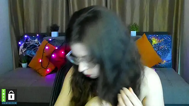 Snapshot of Alicia_redfollow chatting on January 24, 2025, 3:43 am Alicia redfollow online show from January 24, 2025, 3:43 am