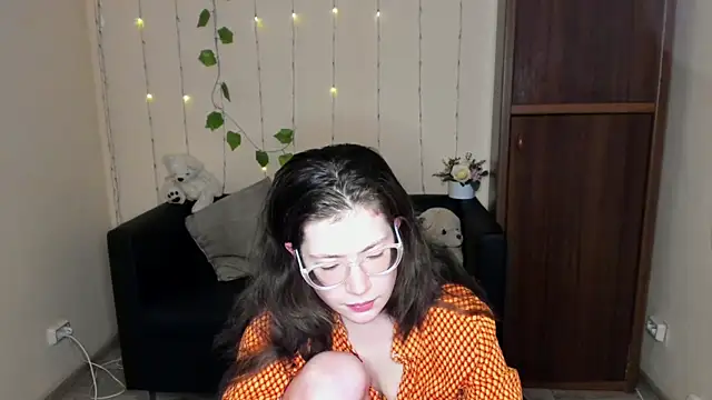 Snapshot of Alicia_redfollow chatting on January 26, 2025, 12:33 pm Alicia redfollow online show from January 26, 2025, 12:33 pm