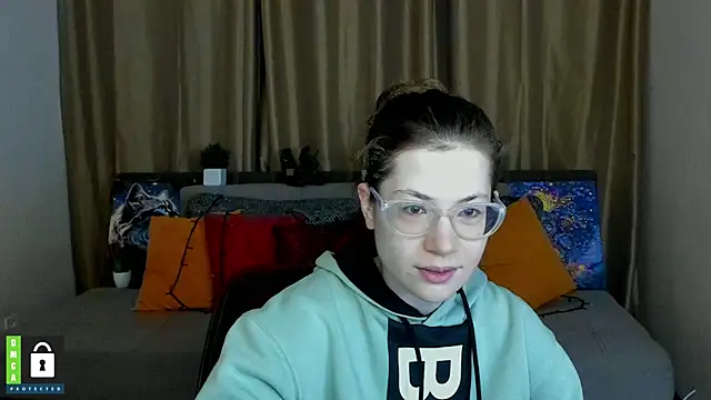 Snapshot of Alicia_redfollow chatting on January 30, 2025, 6:32 pm Alicia redfollow online show from January 30, 2025, 6:32 pm