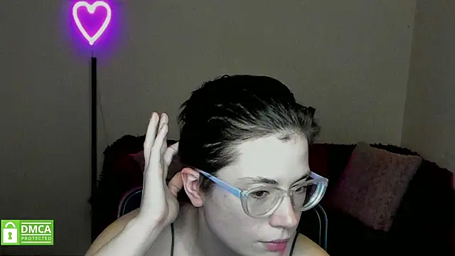 Snapshot of Alicia_redfollow chatting on February 6, 2025, 12:43 am Alicia redfollow online show from February 6, 2025, 12:43 am