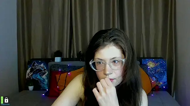 Snapshot of Alicia_redfollow chatting on February 12, 2025, 12:37 am Alicia redfollow online show from February 12, 2025, 12:37 am