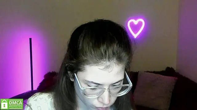 Snapshot of Alicia_redfollow chatting on February 26, 2025, 12:25 pm Alicia redfollow online show from February 26, 2025, 12:25 pm