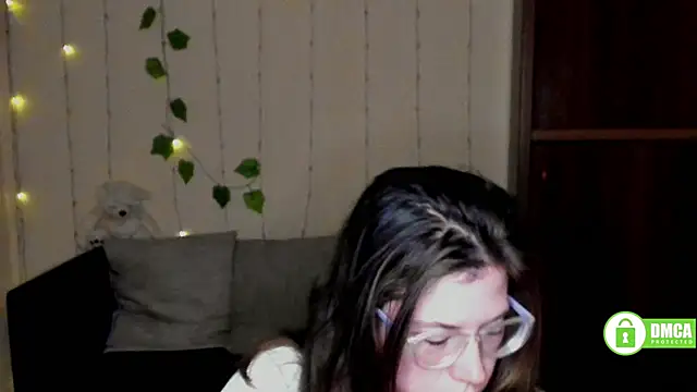 Snapshot of Alicia_redfollow chatting on February 26, 2025, 3:30 pm Alicia redfollow online show from February 26, 2025, 3:30 pm