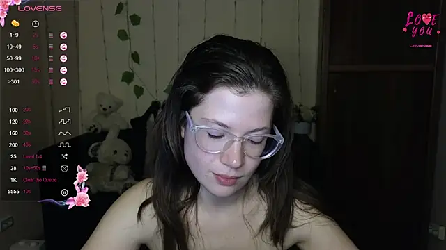 Snapshot of Alicia_redfollow chatting on March 22, 2025, 12:25 pm Alicia redfollow online show from March 22, 2025, 12:25 pm