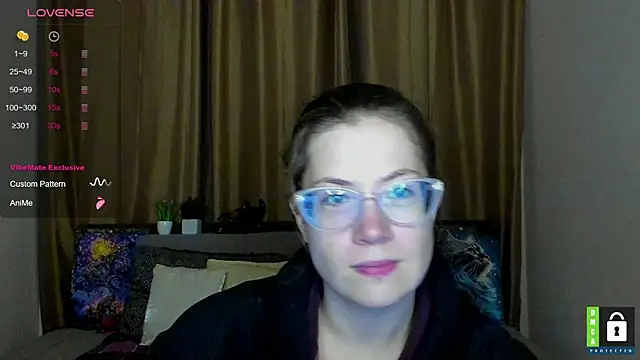 Snapshot of Alicia_redfollow chatting on October 17, 2025, 11:24 am Alicia redfollow online show from October 17, 2025, 11:24 am