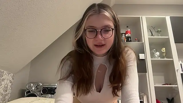 Snapshot of NikaCyberslut chatting on January 1, 2025, 10:11 am NikaCyberslut online show from January 1, 2025, 10:11 am