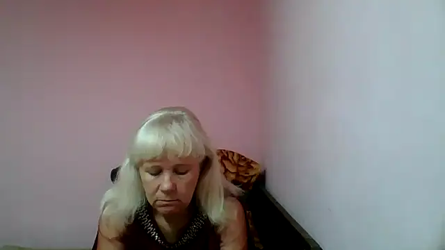 sakura blonde online show from February 11, 2025, 8:15 am