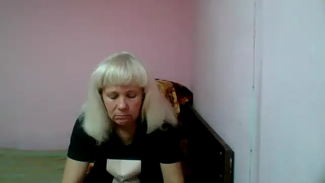 sakura blonde online show from February 11, 2025, 5:29 pm