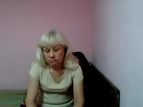 sakura blonde online show from February 27, 2025, 4:43 pm