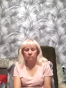 sakura blonde online show from October 8, 2025, 7:28 am