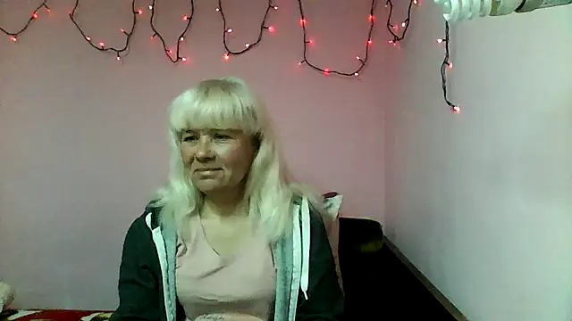 sakura blonde online show from March 12, 2026, 10:16 pm