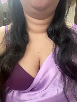 Akhi Akshaya online show from December 20, 2024, 1:47 am