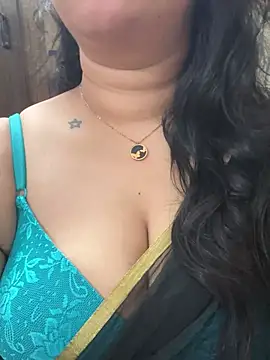 Akhi Akshaya online show from December 21, 2024, 5:58 am