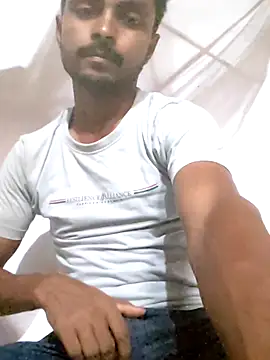 Suraj223kumar online show from May 19, 2026, 10:32 am