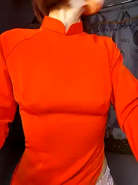 Lucy limon online show from February 25, 2025, 1:28 pm