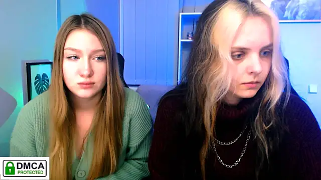 playful sophie online show from December 30, 2024, 2:08 pm