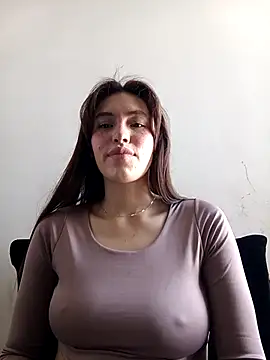 eriika deep  online show from December 18, 2025, 3:29 pm