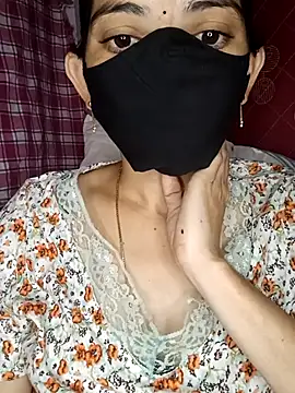 Snapshot of Telugu_Cute_Angel chatting on November 16, 2025, 4:01 pm Telugu Cute Angel online show from November 16, 2025, 4:01 pm