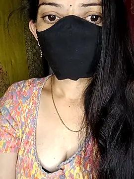 Snapshot of Telugu_Cute_Angel chatting on February 7, 2026, 4:43 pm Telugu Cute Angel online show from February 7, 2026, 4:43 pm