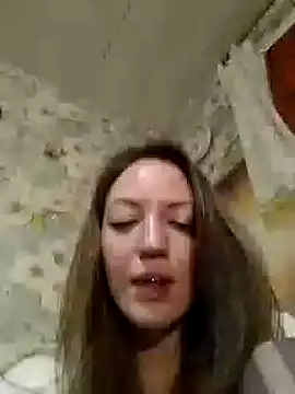 KattyLuuu online show from January 3, 2025, 2:43 am