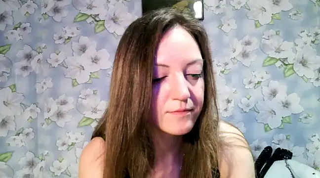 KattyLuuu online show from January 10, 2025, 8:40 am