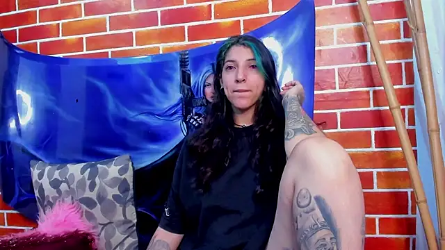 marlenna online show from January 10, 2025, 11:43 am