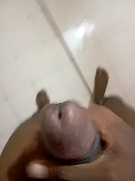 tharu111111 online show from February 5, 2025, 9:29 pm