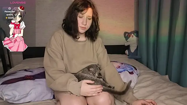 whatamarrie online show from February 13, 2025, 10:33 pm