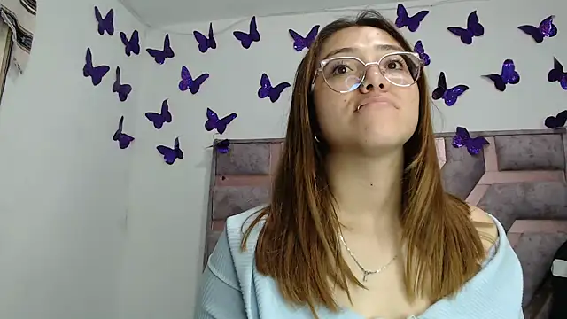 Anny Fox- online show from December 5, 2025, 3:48 am