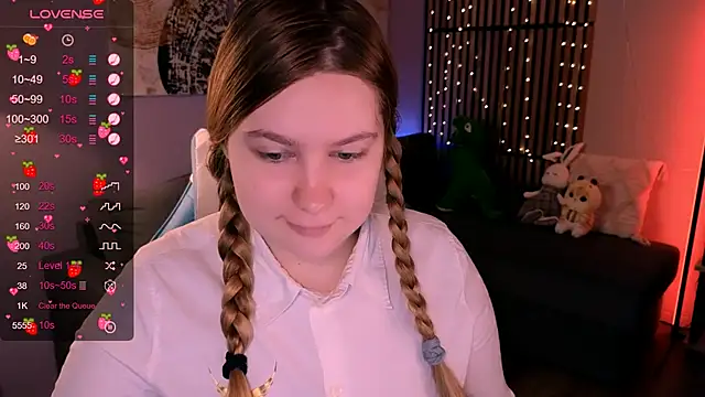 Ellie Wellie online show from September 21, 2025, 8:21 pm