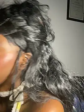 Zizi-campbel online show from January 29, 2025, 11:46 pm