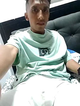 Alex-col online show from December 25, 2024, 7:57 am