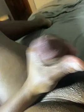 Snapshot of daddydiggg chatting on January 15, 2025, 2:27 am daddydiggg online show from January 15, 2025, 2:27 am