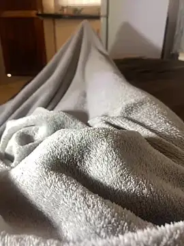 Snapshot of daddydiggg chatting on March 20, 2025, 12:11 pm daddydiggg online show from March 20, 2025, 12:11 pm