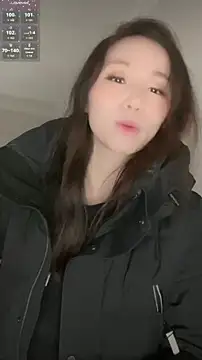 baobaomiqi linger online show from November 2, 2025, 2:36 am