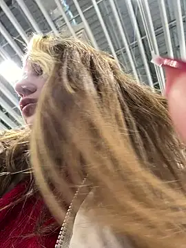 MayaMystic online show from January 5, 2025, 11:04 am