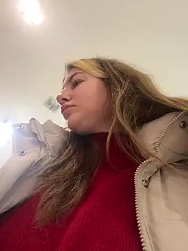 MayaMystic online show from January 21, 2025, 8:08 am