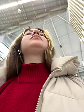 MayaMystic online show from February 3, 2025, 12:25 pm