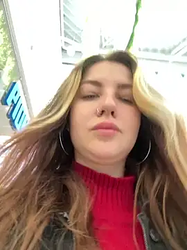 MayaMystic online show from March 20, 2025, 1:37 pm