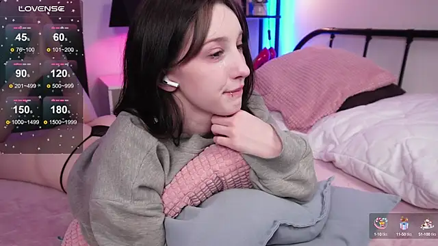 Lissa Meow  online show from March 3, 2025, 11:03 pm