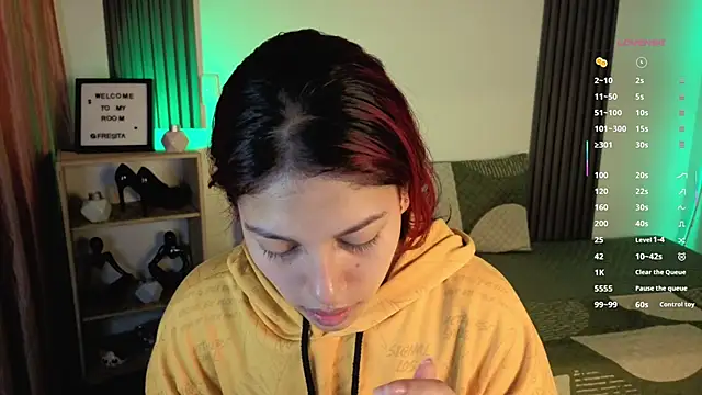 Fresita Rosita online show from September 24, 2025, 12:19 pm