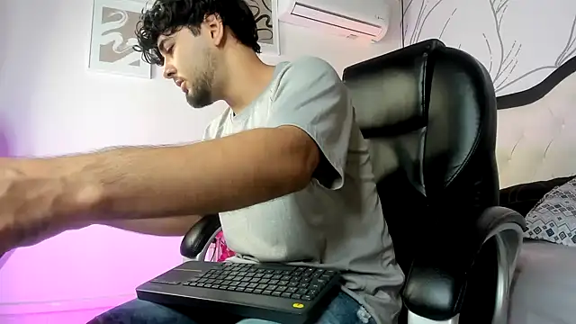 Samir bear online show from February 25, 2026, 12:48 pm