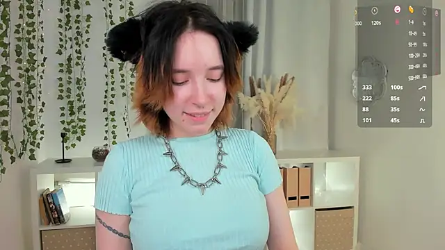 Snapshot of lilithlunna chatting on January 21, 2025, 8:21 pm lilithlunna online show from January 21, 2025, 8:21 pm