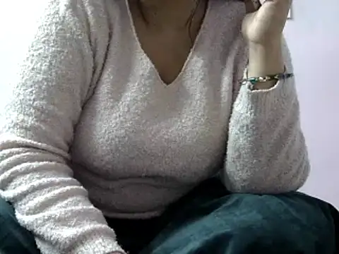 Housewife12 online show from January 18, 2025, 7:38 am