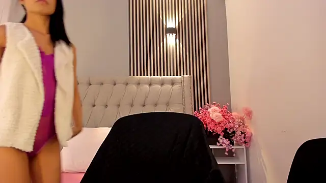 BrithanySummer online show from November 29, 2025, 4:15 am