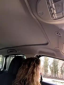 sansan2411 online show from February 2, 2026, 9:19 am