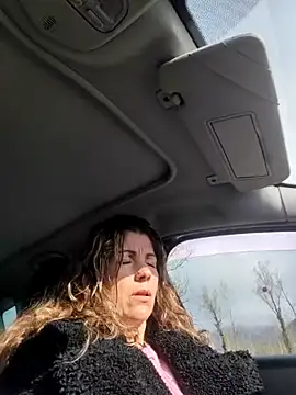 sansan2411 online show from March 1, 2026, 9:33 am