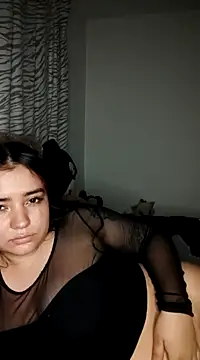 Snapshot of Ema_kraus chatting on February 15, 2025, 8:44 am Ema kraus online show from February 15, 2025, 8:44 am