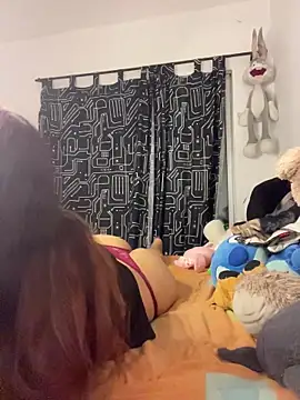 Snapshot of Ema_kraus chatting on February 11, 2026, 1:32 am Ema kraus online show from February 11, 2026, 1:32 am