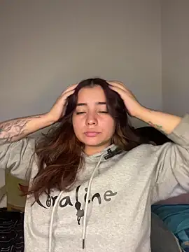 Snapshot of Ema_kraus chatting on February 25, 2026, 2:54 am Ema kraus online show from February 25, 2026, 2:54 am